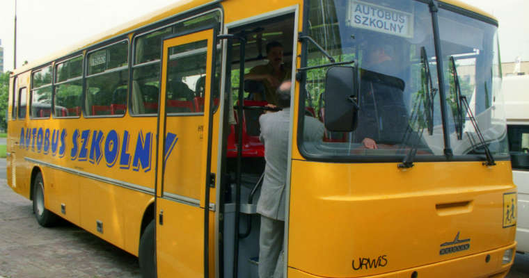 Autobus szkolny. Fot. Cezary p/CC-BY-3.0