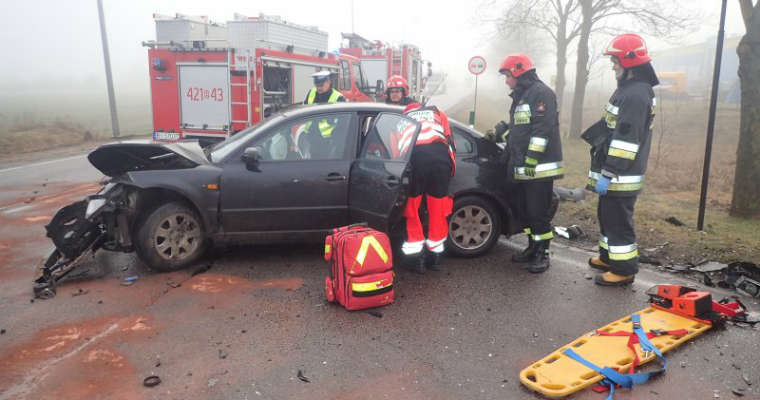 Wypadek w miejscowości Koszarówka (Podlaskie). Źródło: KG PSP