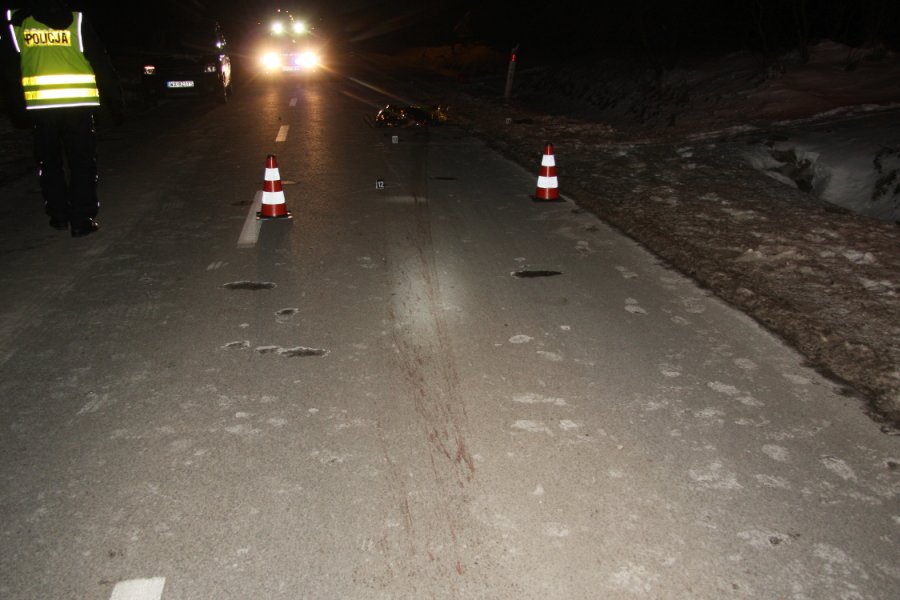 Śmiertelne potrącenie pieszej w Bogatkach (gm. Piaseczno). Fot. policja