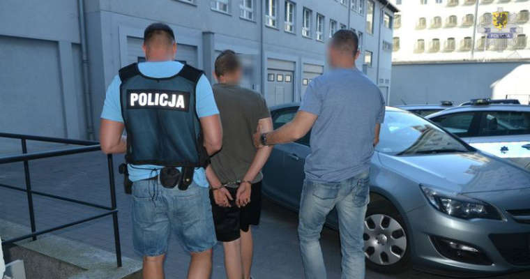 Pijany Ukrainiec jeździł po molo w Brzeźnie. Fot. policja