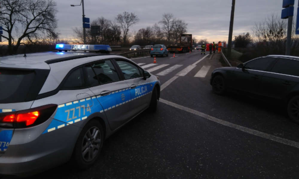 Śmiertelne potrącenie 16-latka na przejściu dla pieszych w Tarczynie. Fot. Policja