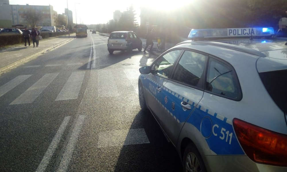 W Grudziądzu piesza została potracona, gdy przechodziła przez przejście dla pieszych. Fot. Policja