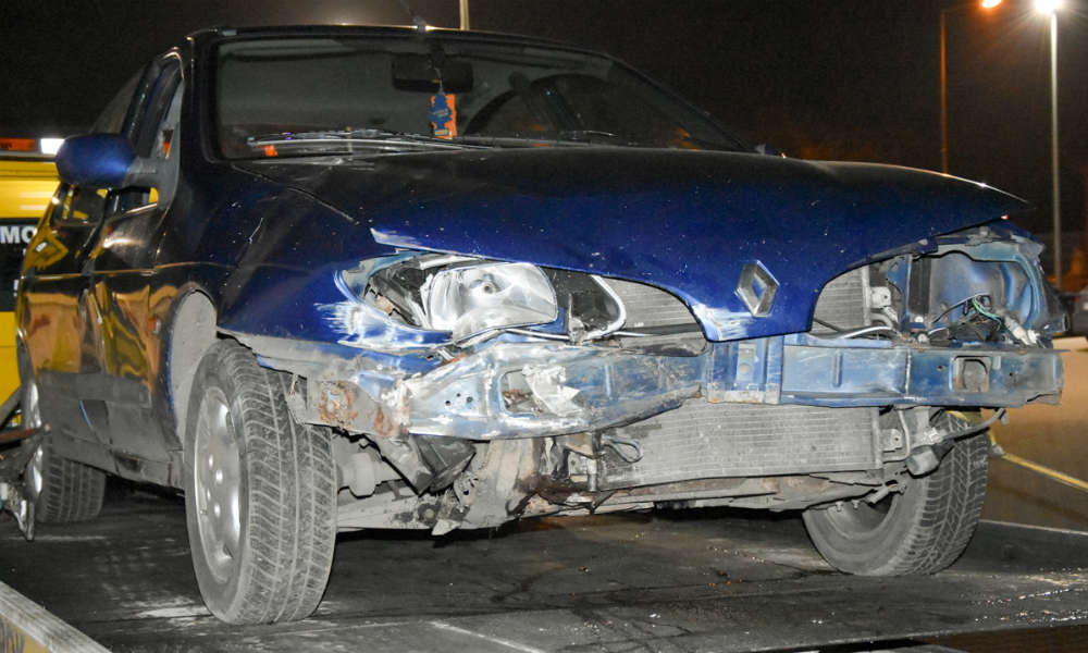 Pijany kierowca wjechał w pieszych na chodniku w miejscowości Zwierzyn Fot. Policja