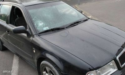 Kierowca wybił szybę w samochodzie innego kierowcy w Łukowie. Fot. Policja