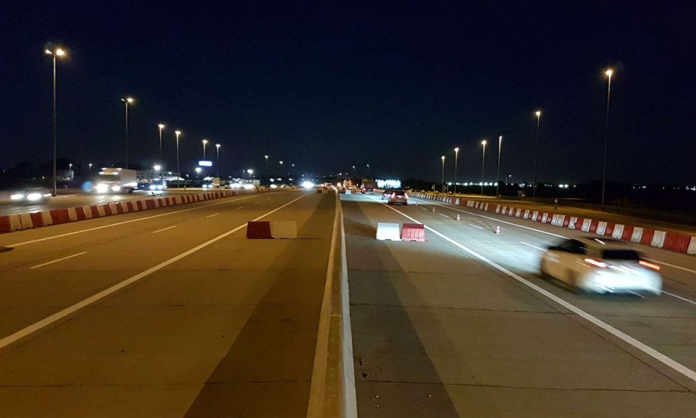 GDDKiA rozebrała niedokończony punkt poboru opłat na autostradzie A2 w okolicach Pruszkowa. Fot. GDDKiA