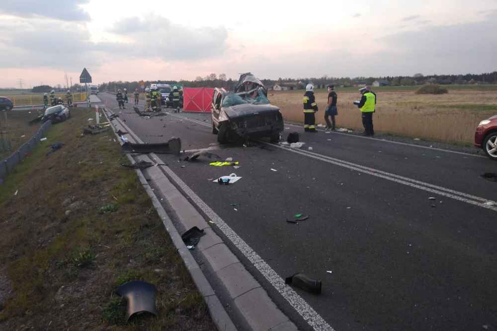 Kierowca, który spowodował śmiertelny wypadek koło Kamieńska miał prawie 3 promile alkoholu w organizmie. Fot. Policja