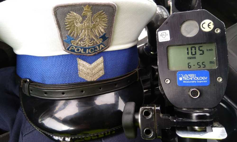 Policjanci przypominają: nie opłaca się jeździć niebezpiecznie, nie tylko ze względu na wysokie mandaty Fot. Policja