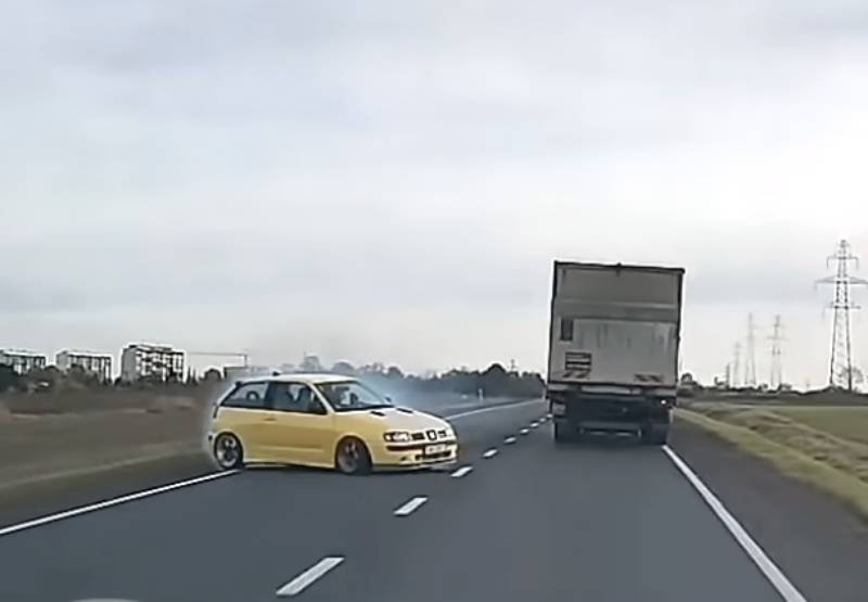 „Korytarz pościgu”. Jak kierowcy ułatwili próbę porachunku