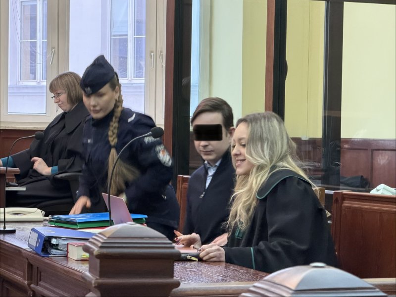 Strażacy na procesie Majtczaka: wyciągaliśmy spaloną rodzinę z auta