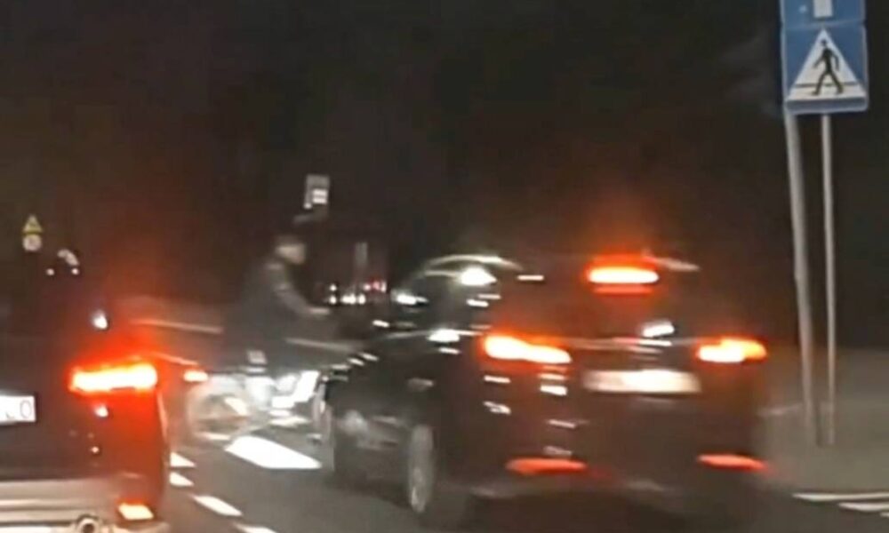 Wjechał w rowerzystę i uciekł. Był pod wpływem. Jest nagranie