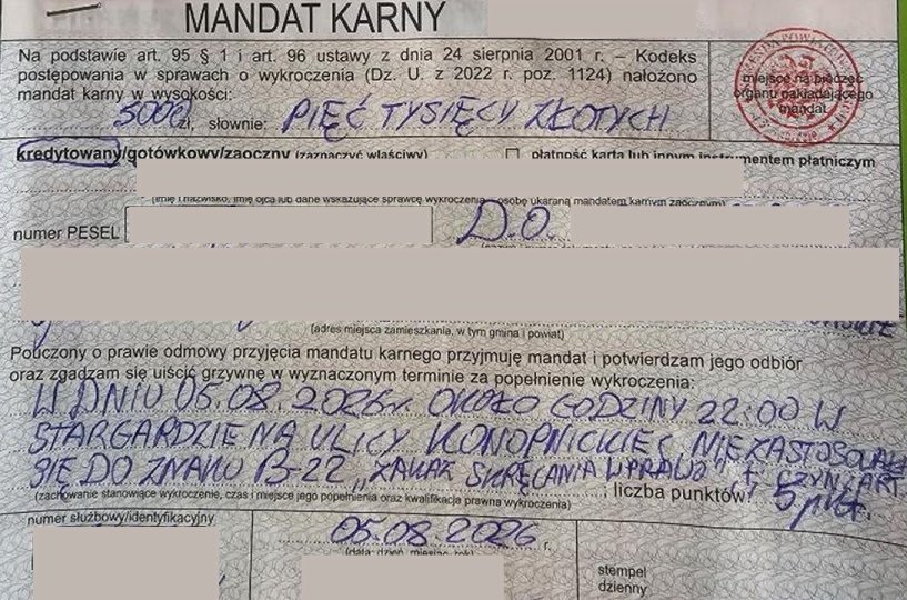 Seniorka źle skręciła w mieście. Policja ze Stargardu dała jej 10 tys. zł mandatu