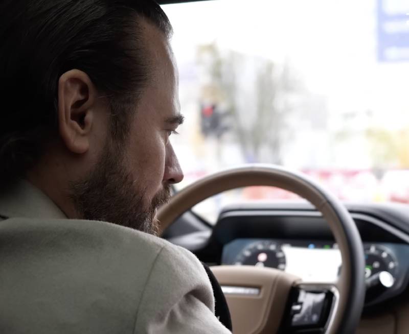 Krzysztof Stanowski stracił prawo jazdy. 110 km/h w obszarze zabudowanym