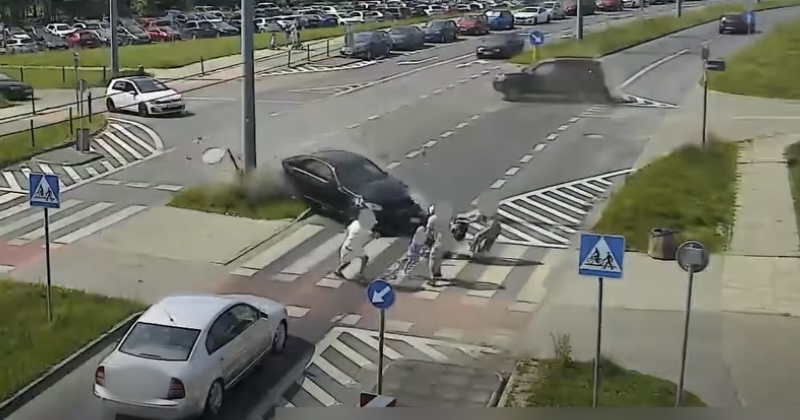 „Jak się ma 300 KM, to się nie da nie zapierdalać”. Po kolizji współsprawca nie został ukarany. Policja poszła na łatwiznę